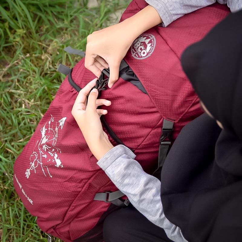 Tas Ransel Carrier Gunung Hiking Outdoor 50 Liter Wanita - Irco Arimbi Merah Maroon