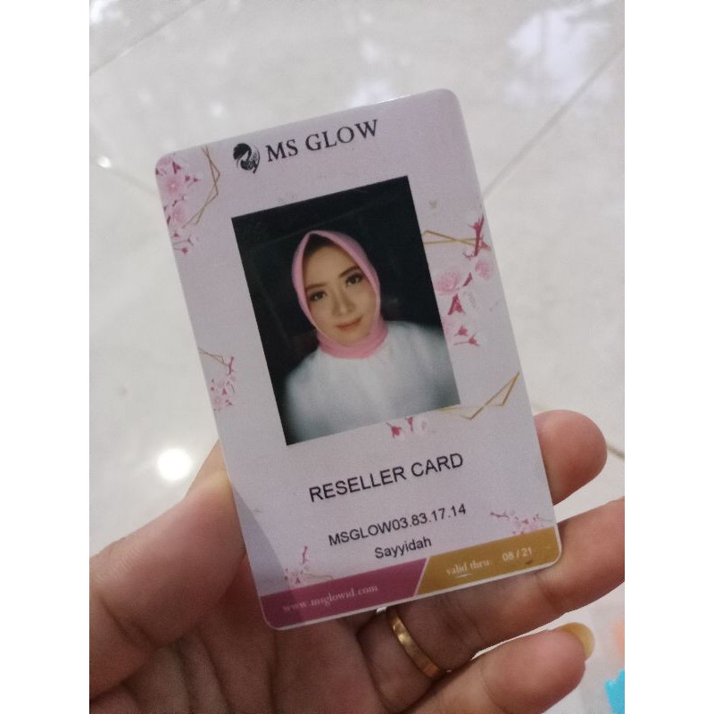 

ID Card Ms Glow