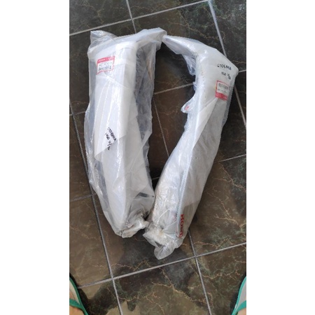Cover sayap luar supra x lama ori hitam