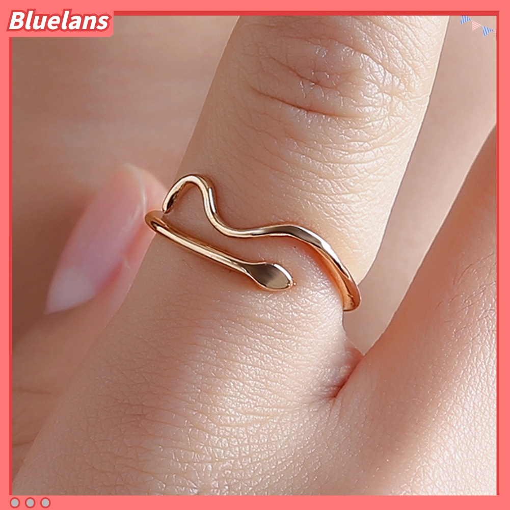 Cincin Adjustable Desain Gelombang Air Untuk Wanita