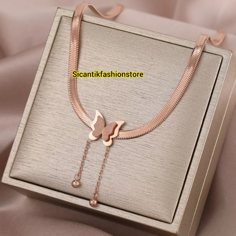 Kalung Titanium Rose Gold Liontin Kupu kupu Fashion Wanita Terlaris anti Karat Tidak luntur liontin
