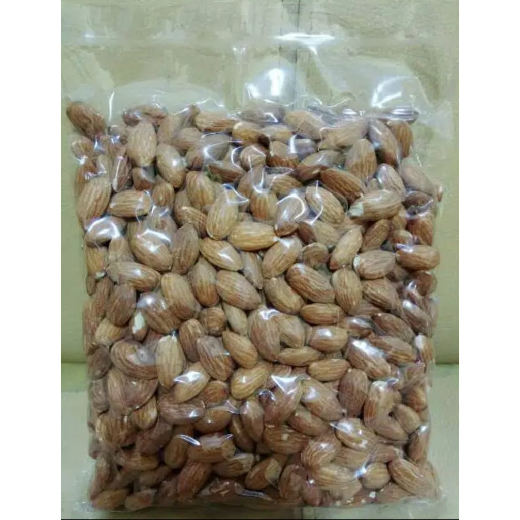 

KACANG ALMOND SUPER 500 Gram