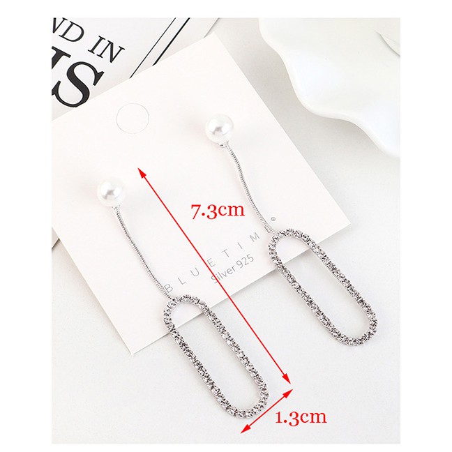 LRC Anting tusuk Fashion plated Diamond And Pearl Openwork Earrings Y63255