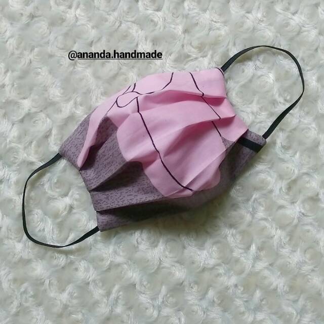 Masker Kain Lipit Gradasi