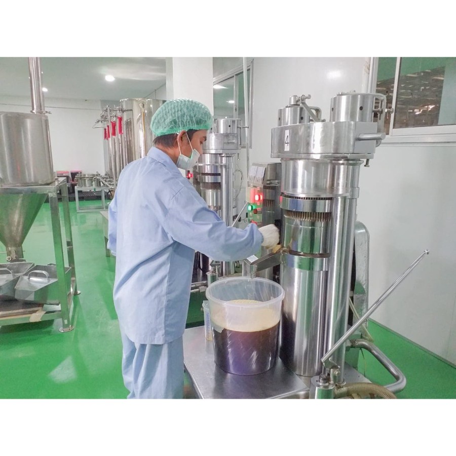 MINYAK WIJEN 100% 1.8 LT / SESAME OIL KOREA