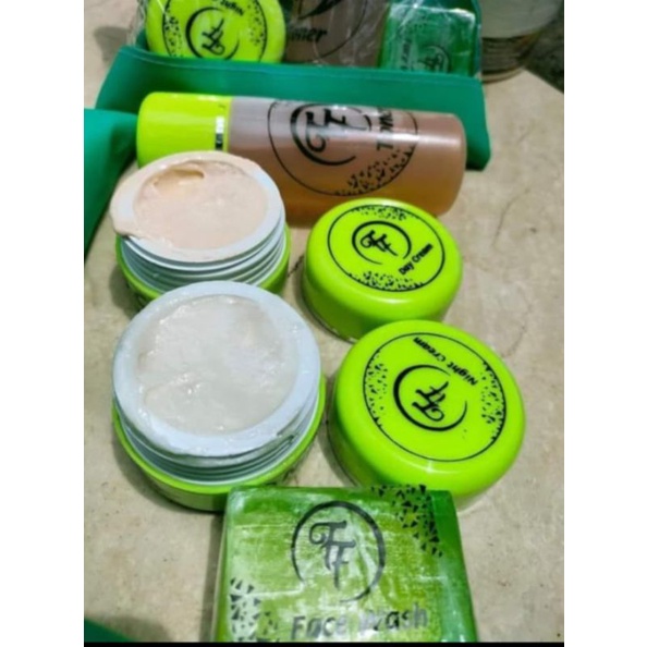 CREAM HIJAU FF FENNY FRANS