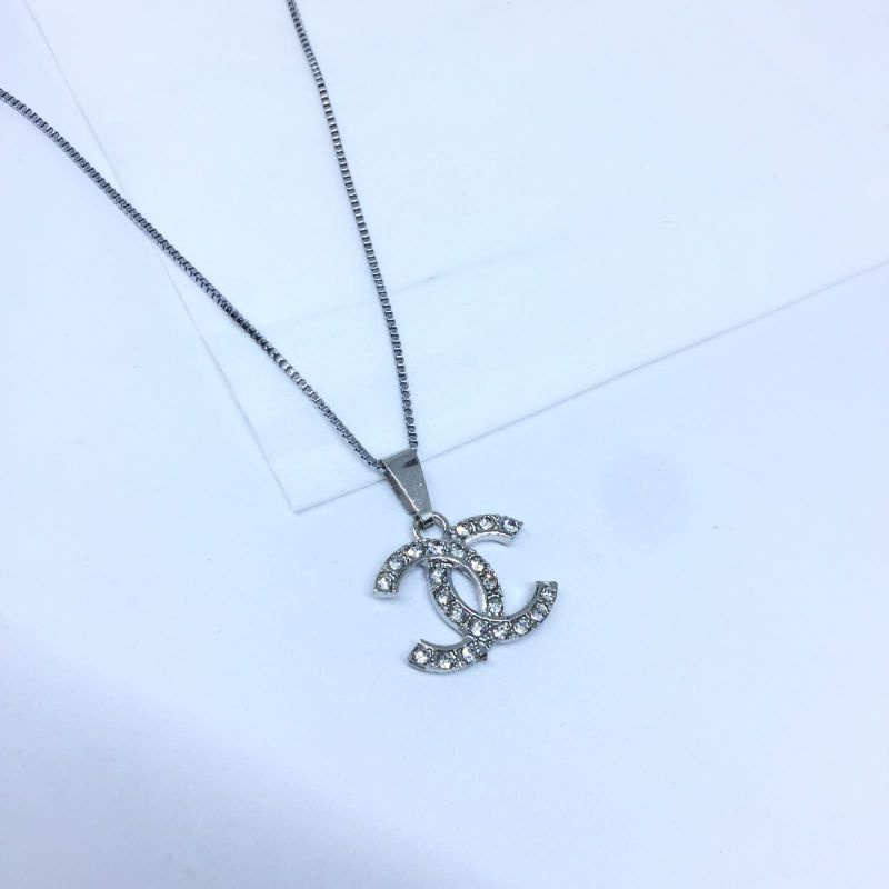 Kalung Italy titanium Wanita Liontin Elegan Termurah Anti Karat