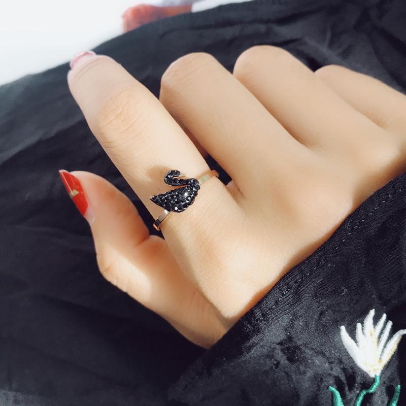 cincin titanium angsa hitam diamonde lucu