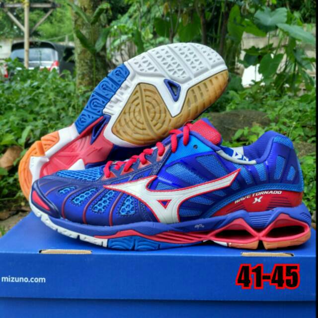 sepatu mizuno tornado x mid