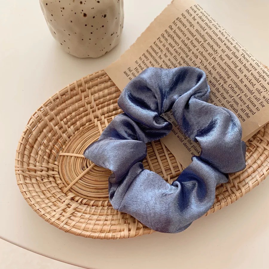Ikat Rambut Satin Scruchie Fashion Korea [x]-Biru