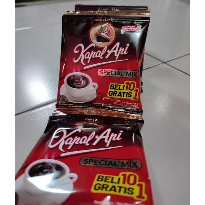 

KOPI KAPAL API SPECIAL MIX PLUS GULA SATU RENCENG ISI 10