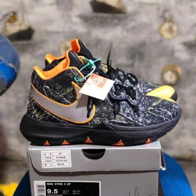 Nike Kyrie 5 Taco