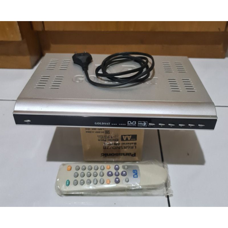 Receiver DVB GOLDSAT GSR 5900 + Positioner Goldsat GSP 307