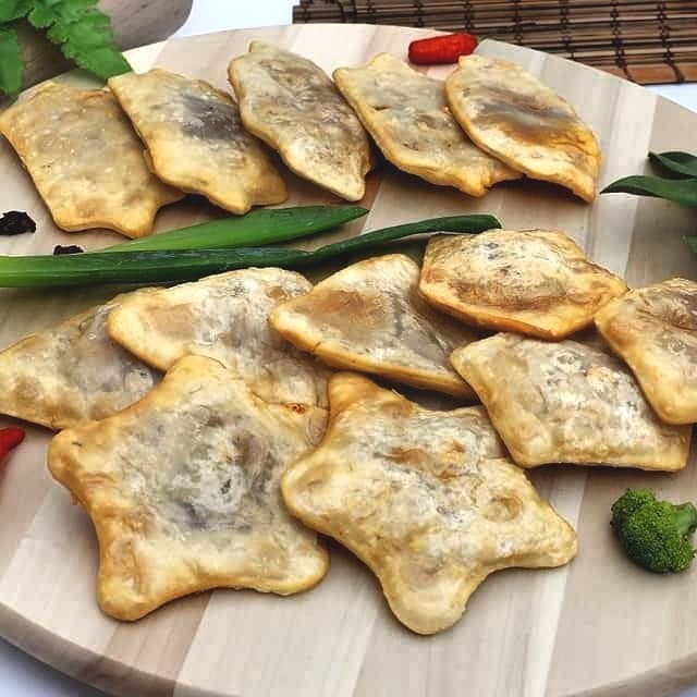 

INSTANT-CAMILAN- CIRENG ISI ANEKA RASA BANDUNG - MIX RASA -CAMILAN-INSTANT.