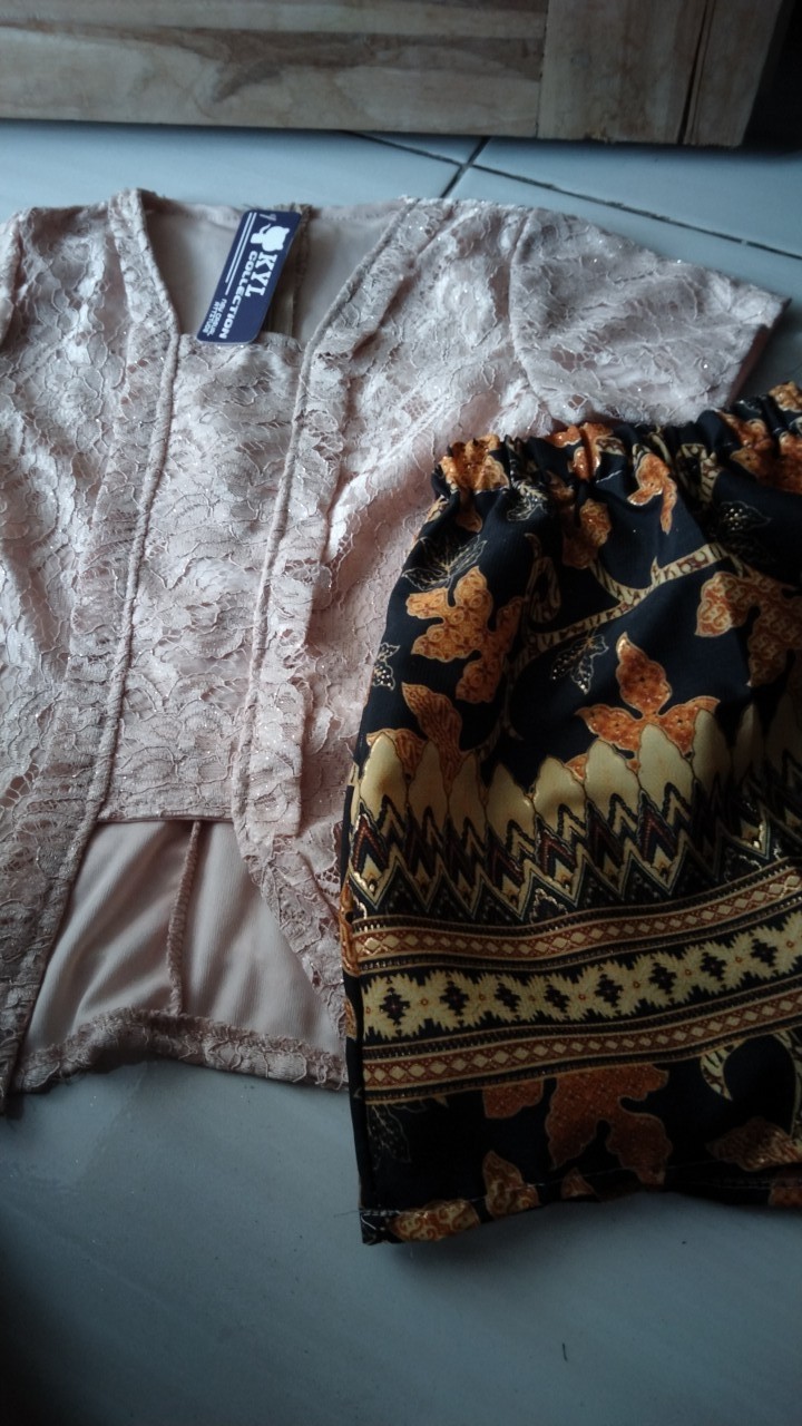 (flashsale) Kb Kids Chacha (5 Warna) Brukat Premium Mix Batik Prada Kebaya Anak Brukat Terlaris!!