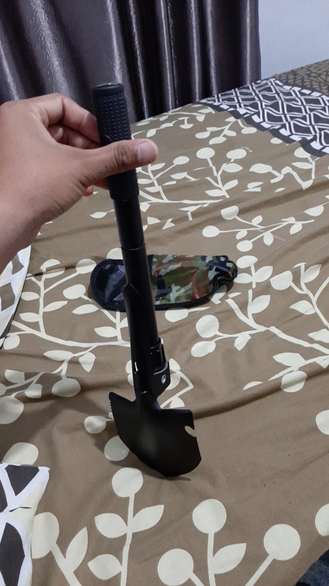 Sekop Lipat Mini Portable Junior Cangkul Pacul Gergaji Kopas Camping