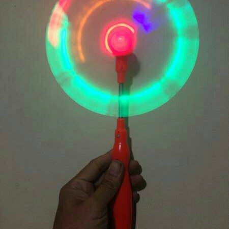 MAINAN ANAK KIPAS MUSIC fan nyala lampu musik nada led tongkat baling kincir angin