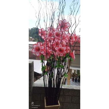 HIASAN BUNGA SEPATU BAMBU ULIR CENDANI