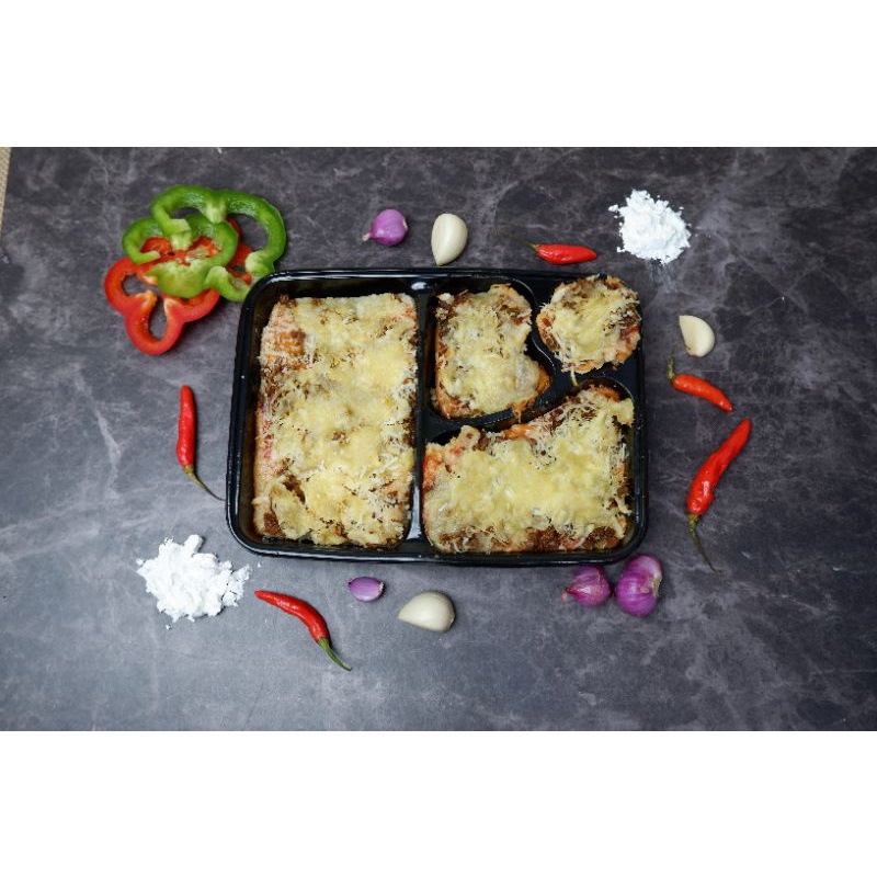 

Beef Mozarella Cheese Pizza