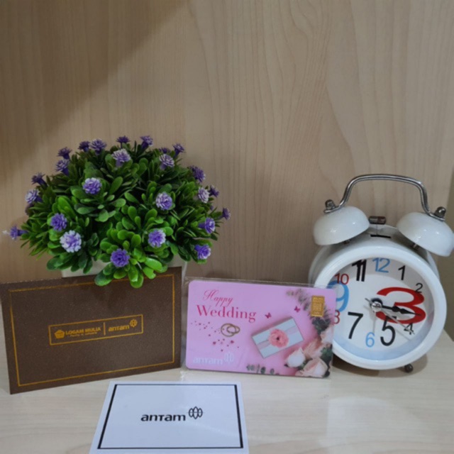 LM Emas Antam Gift Series Happy Wedding Pink 0,5gr