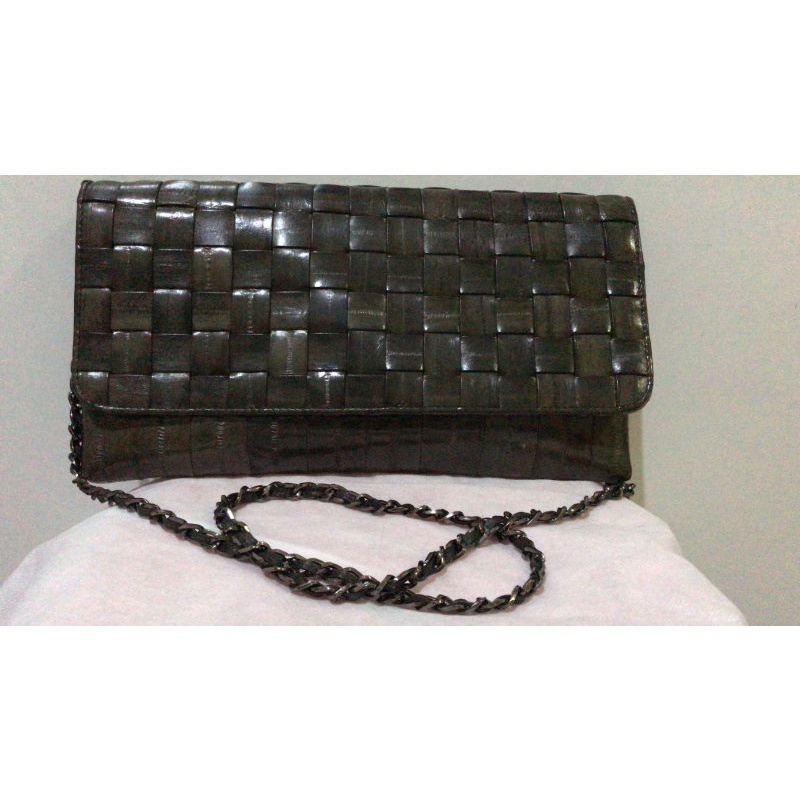 sling bag kulit belut