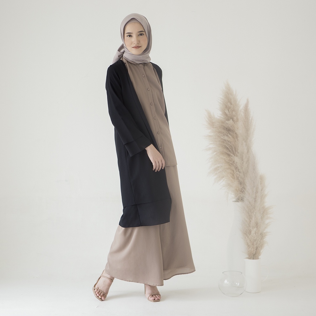 Kandira by Aska Label - Outerwear wanita panjang tipis double layer warna hitam bahan crepe warna hitam, pink, biru