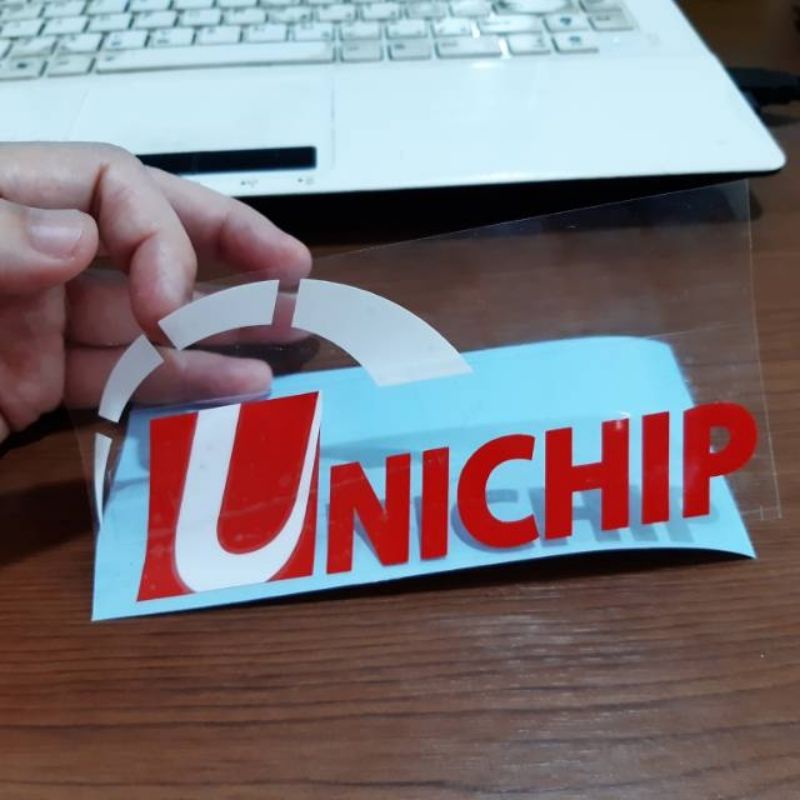

sticker cutting UNICHIP
