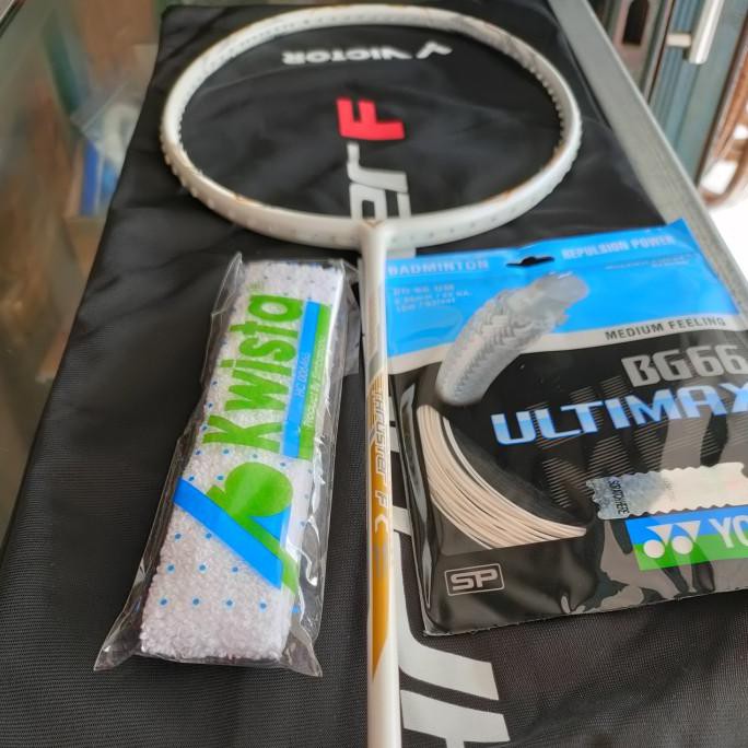 Raket badminton Victor thruster f c