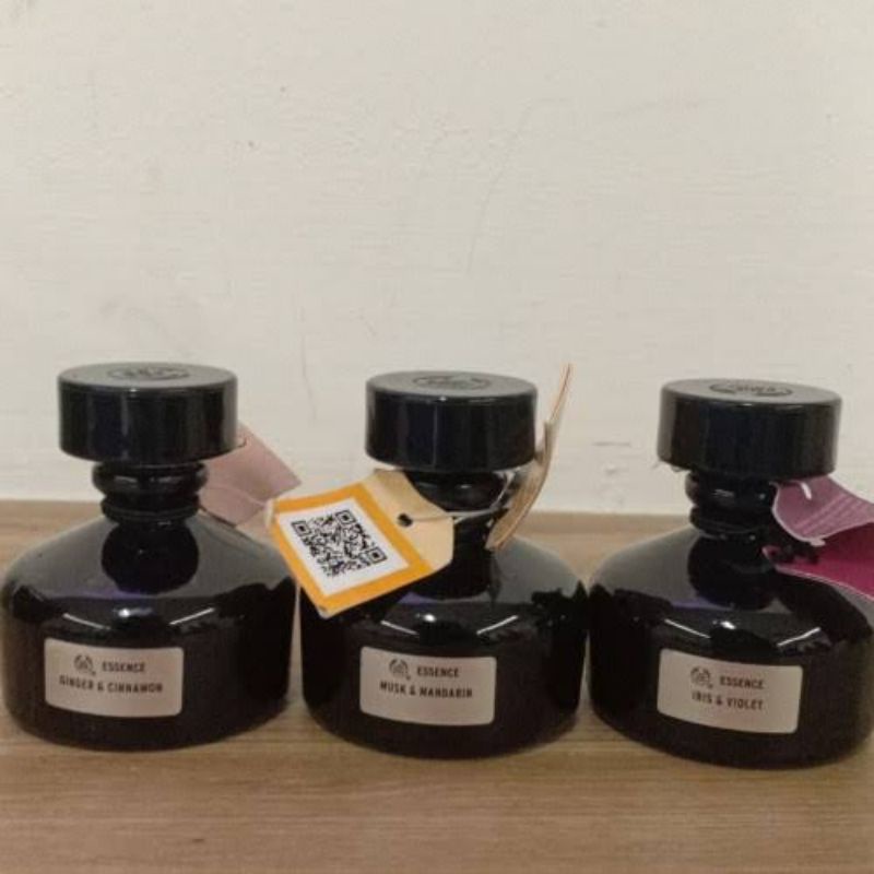 [ORIGINAL] THE BODY SHOP SCENTS OF LIFE ESSENCE OIL / PERFUME / PARFUM OIL 20 ML