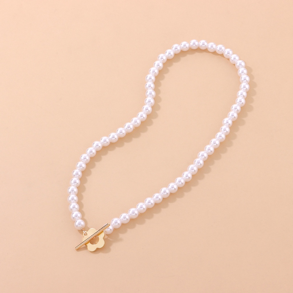 Candy Jewelry Fashion Pearl Choker Flower Necklace for Women Short Necklaces Simple Silver Gold Color