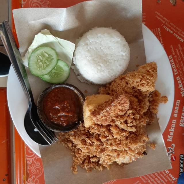 

Ayam Kremes