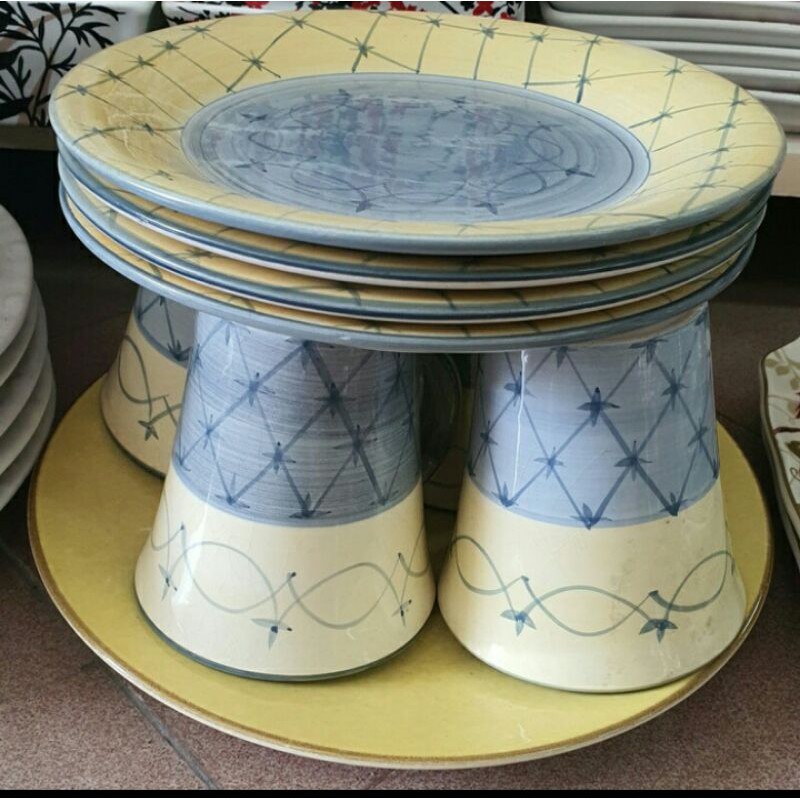 Satu Set Piring Gelas Keramik Motif Soft Kuning Biru