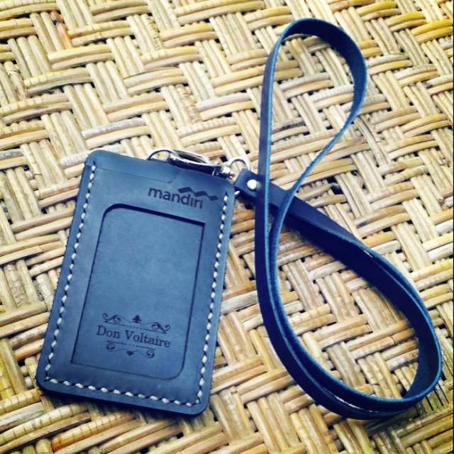 

ID card holder / nametag / leather / kulit asli / pull up / blue / 3 slot