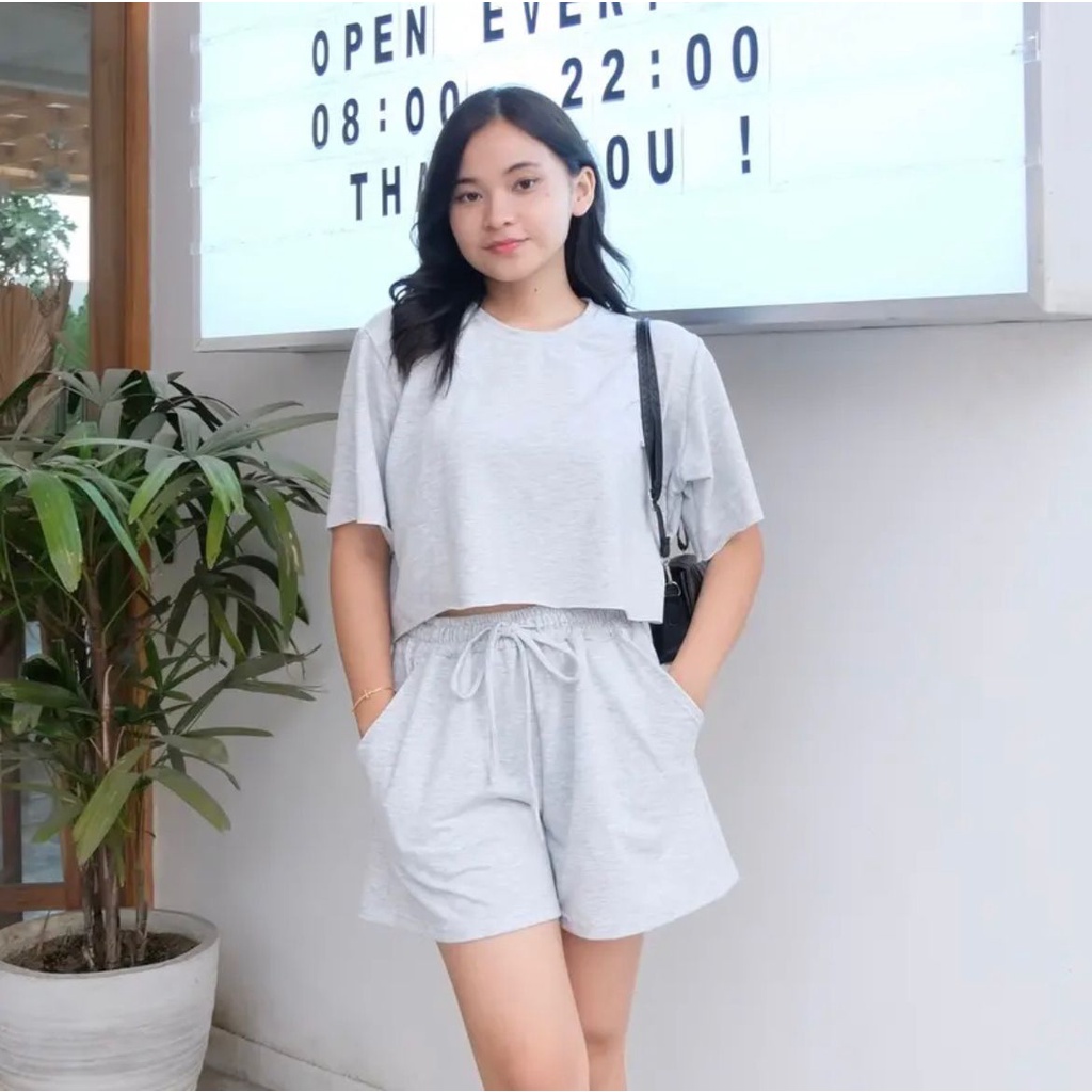 Toply shop Setelan Wanita Crop Top Set Lengan Pendek dan Celana Pendek Wanita Stelan Jumbo Wanita