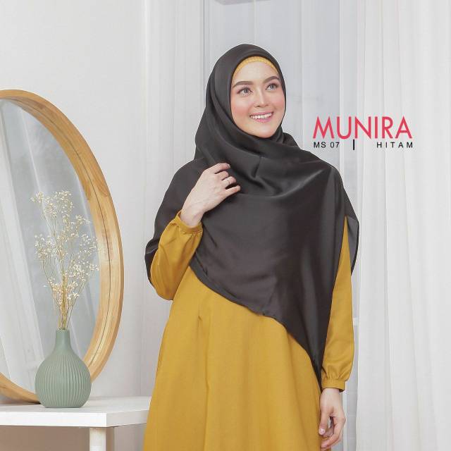 Munira MS07