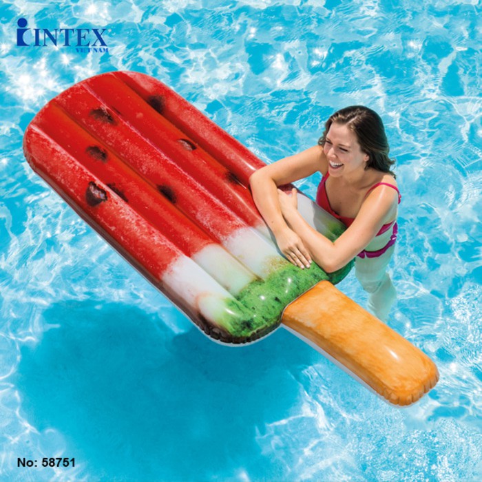 pool floats unik di e-commerce