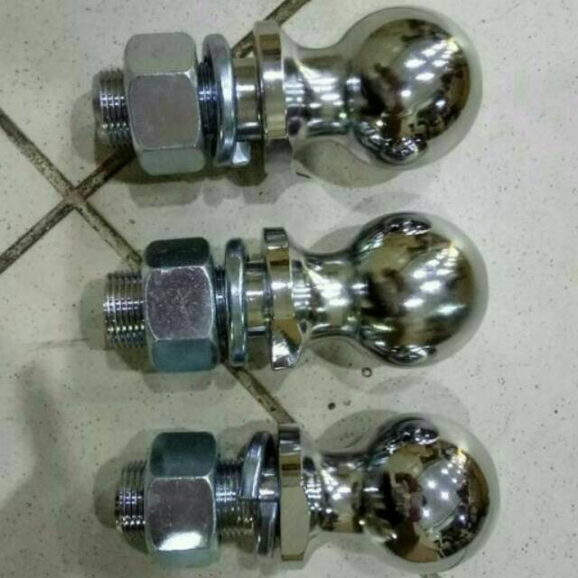 TOWING BALL
