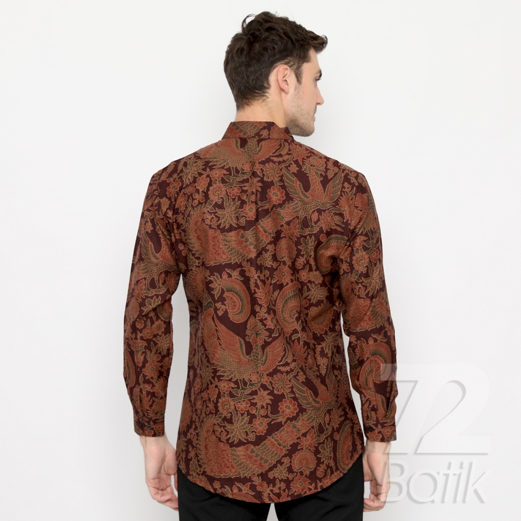 BATIK PRIA LENGAN PANJANG Kemeja Hem Slimfit Premium Motif Merak Warna Maroon Coklat 721003 CAP 72 - Baju Kemeja Atasan Pakaian Setelan Batik Pria Cowok Laki Laki Remaja Keluarga Kantor Lengan Panjang Modern Slimfit Slim Fit Premium Kekinian