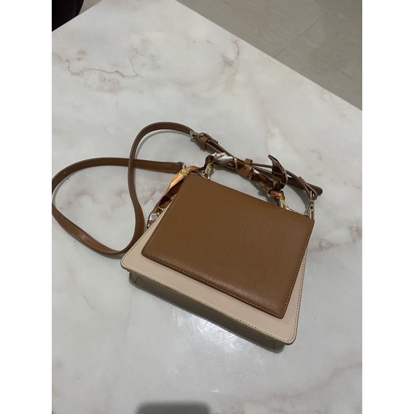 BerryBenka 's Sling Bag