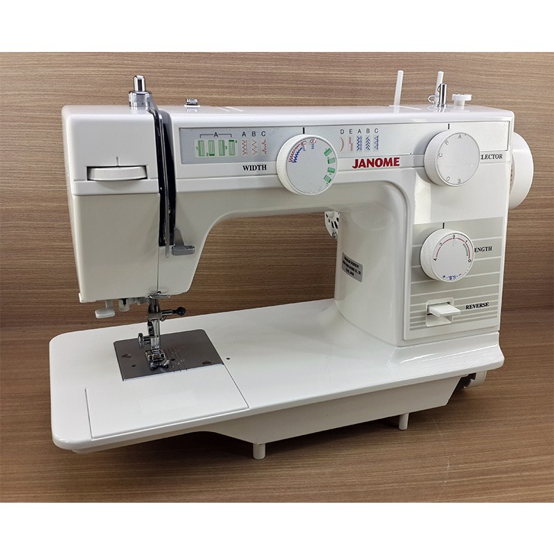 Janome NS 7220