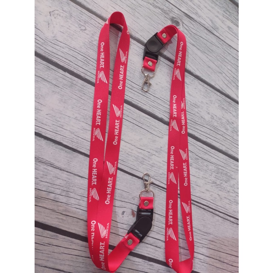 

Lanyard Custom Honda One Heart Merah / Lanyard Honda Full Desain Printing / Lanyard Murah Custom Printing / Surabaya