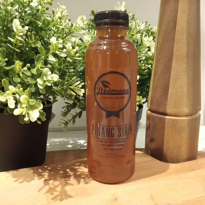 

DJAMUNE Jamu Tradisional Pinang Sirih 100% Fresh 250 ml MMM637