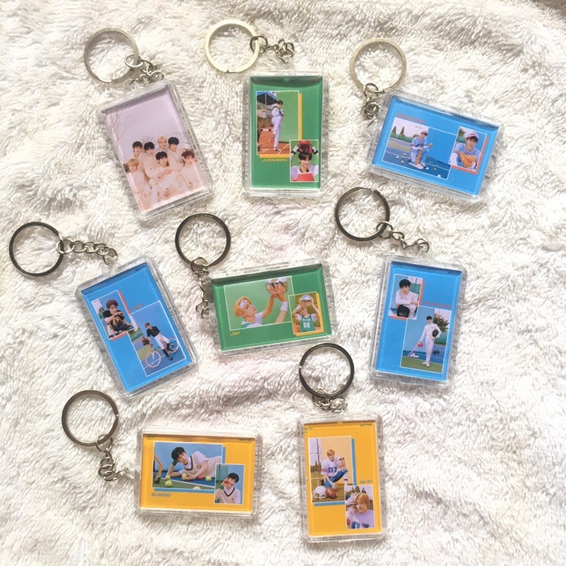 [kstuffind] ENHYPEN SEASONS GREETINGS 2021 GANTUNGAN KUNCI ENHYPEN SG 21 GANCI AKRYLIC GANCI AKRILIK