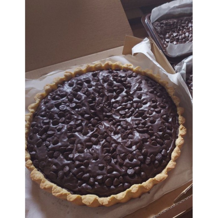 

AV941 Pie brownies fudgy with butter 22 cm bisa untuk hampers hantaran