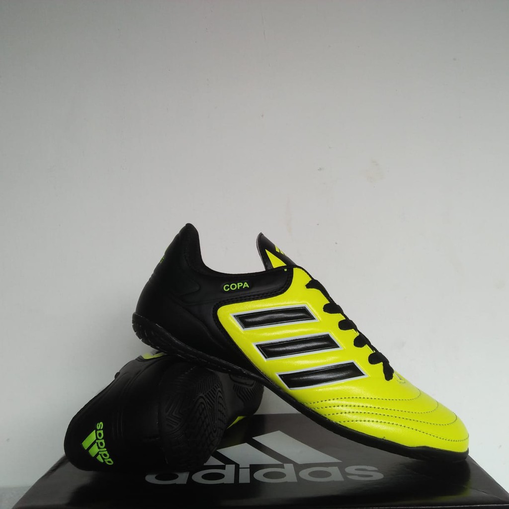 Sepatu Futsal / Adidas / Sepatu Futsal Adidas Copa Grade Ori