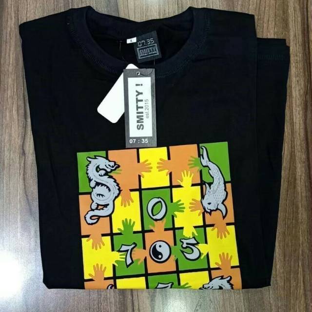 PAKAIAN PRIA KAOS DISTRO SMITTY 07:35 ORIGINAL KAOS MURAH KAOS HITAM KAOS POLOS