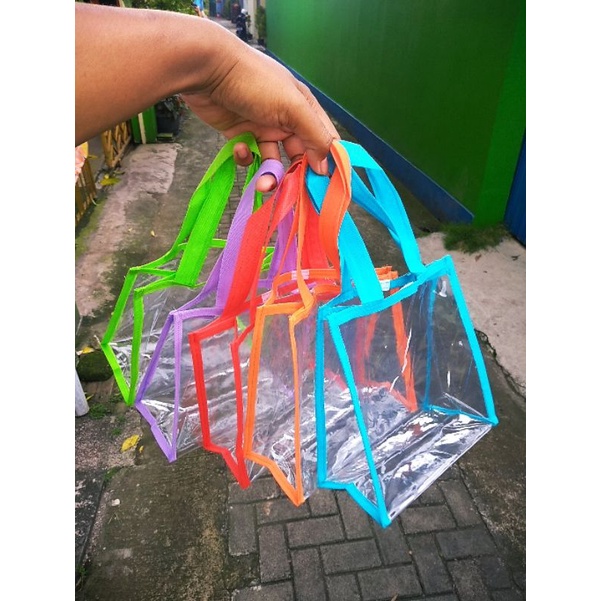 

Tas mika Lis Warna READY STOK 20*10*20