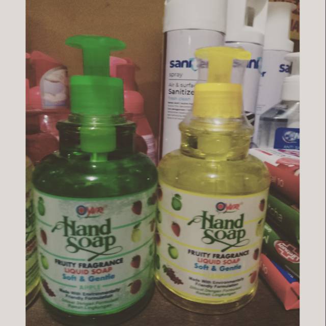 Sabun cuci tangan yuri 410 ml