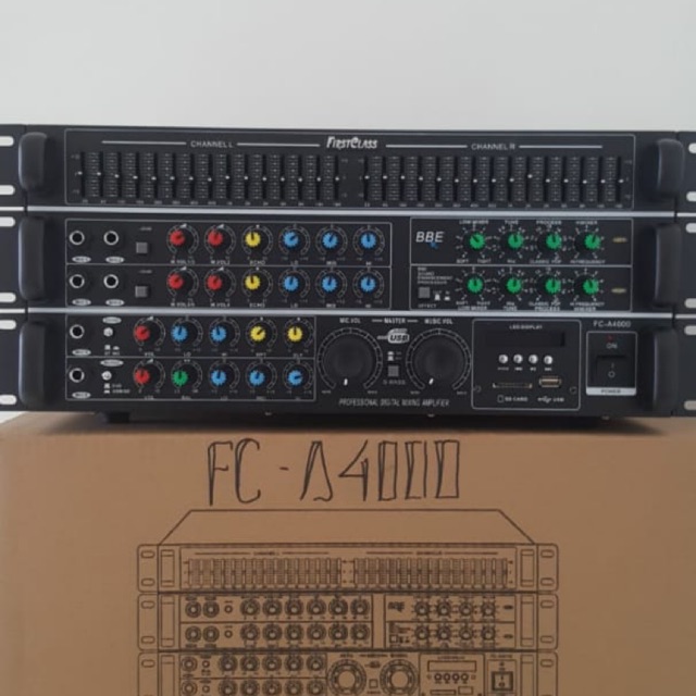 Power ampli firstclass fca 4000 . Power ampli first class fca 4000