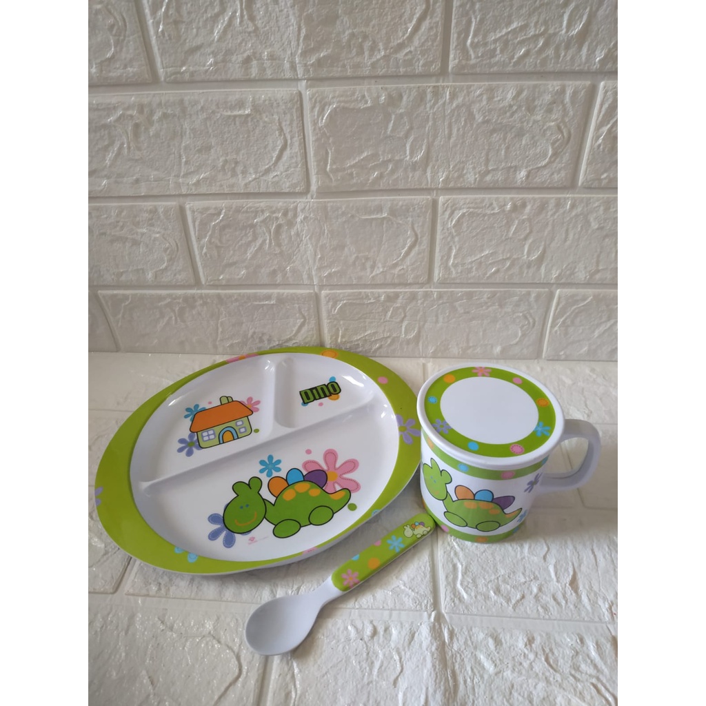 Set Piring Makan Melamin Anak